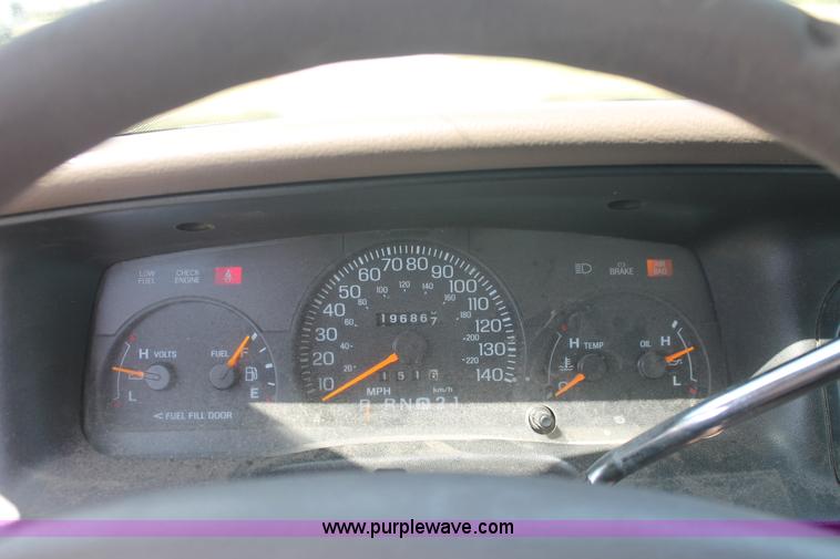 image for item I8088 1997 Ford Crown Victoria Police Interceptor