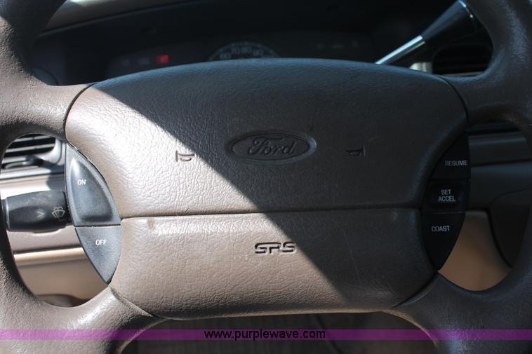 image for item I8088 1997 Ford Crown Victoria Police Interceptor