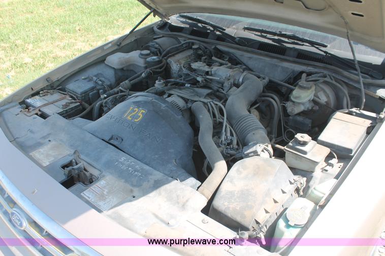 image for item I8088 1997 Ford Crown Victoria Police Interceptor