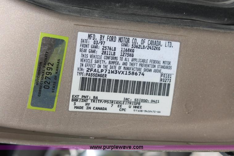 image for item I8088 1997 Ford Crown Victoria Police Interceptor