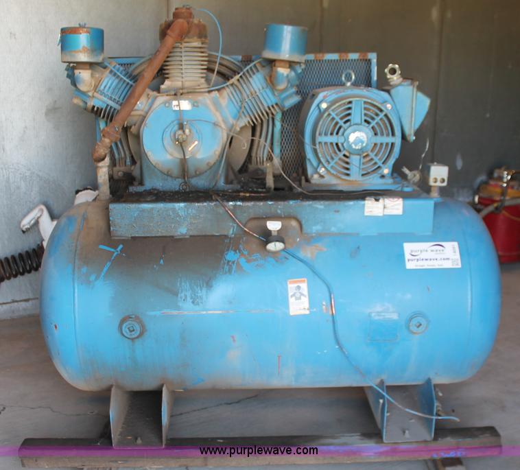 image for item I8091 Leroi 880A air compressor