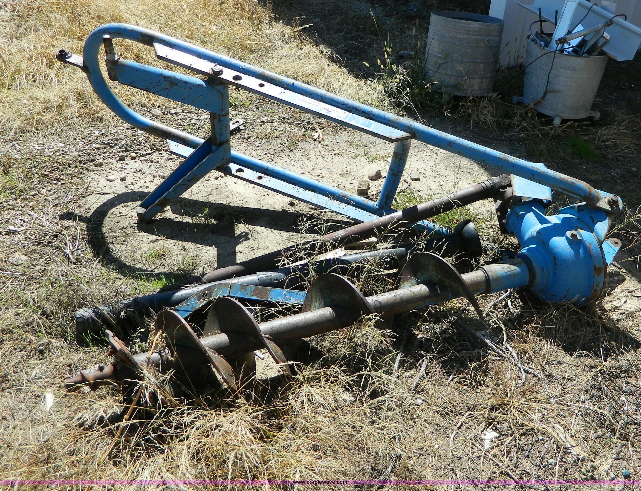 Ford 903 post hole digger in Goodland, KS Item AD9033 sold Purple Wave
