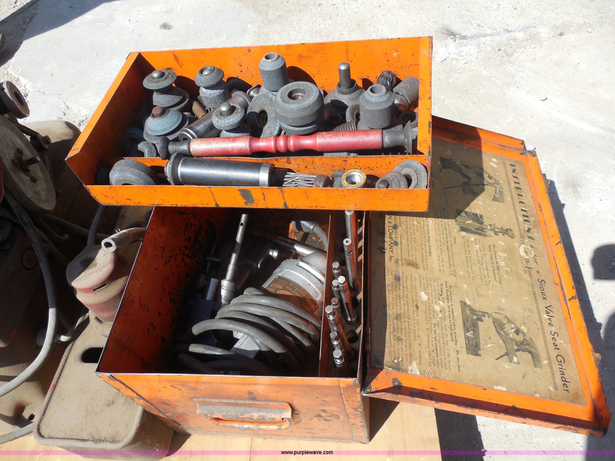 Sioux valve seat grinder in Washington, KS Item H9765 sold Purple Wave
