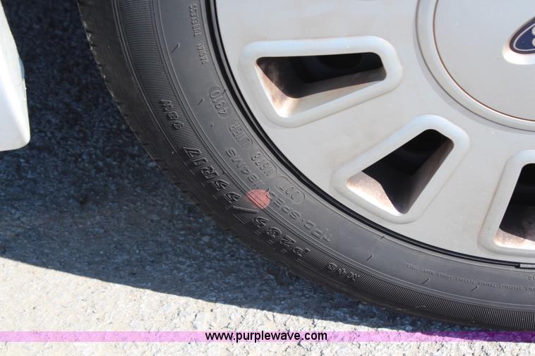 image for item AU9374 2007 Ford Crown Victoria Police Interceptor