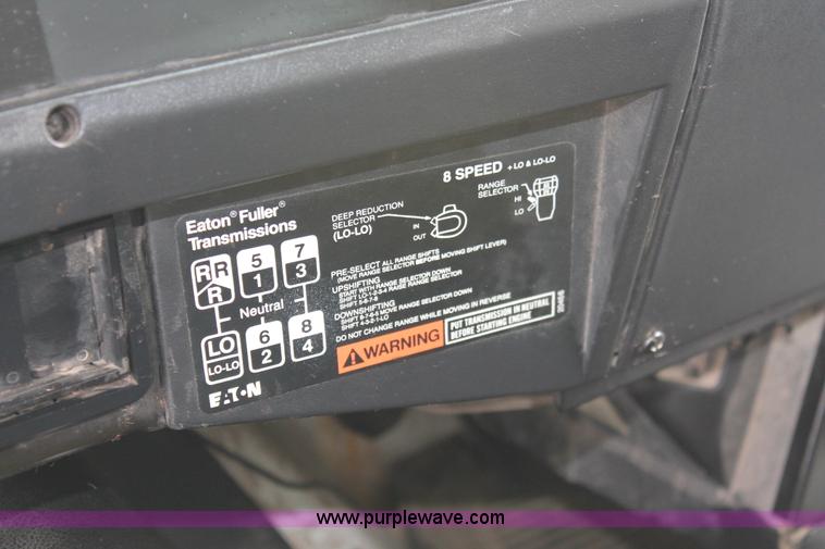 image for item H6360 1996 International 4900 flatbed dump truck