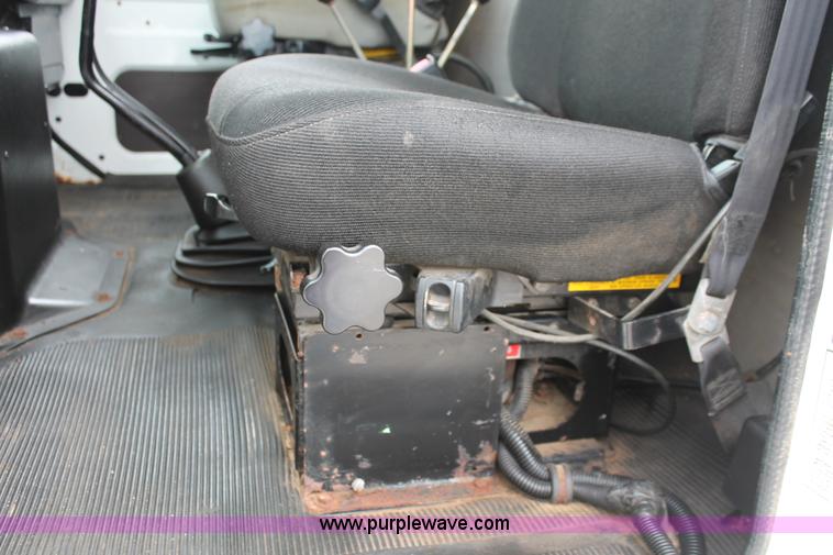 image for item H6360 1996 International 4900 flatbed dump truck