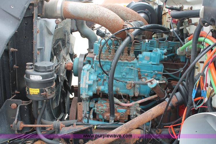 image for item H6360 1996 International 4900 flatbed dump truck