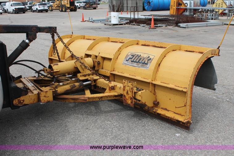 image for item H6360 1996 International 4900 flatbed dump truck