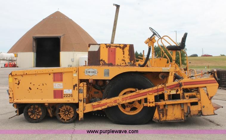 image for item H6361 Blaw-Knox PF-120H paver