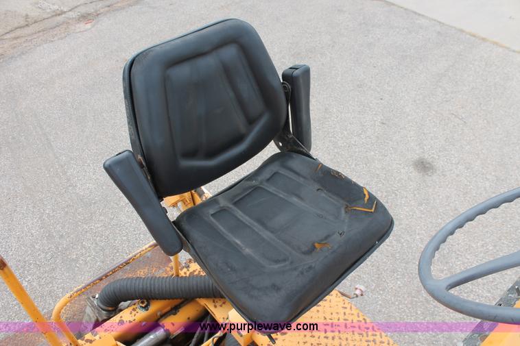 image for item H6361 Blaw-Knox PF-120H paver