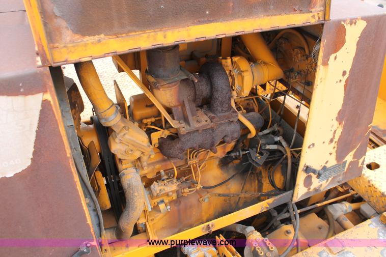 image for item H6361 Blaw-Knox PF-120H paver