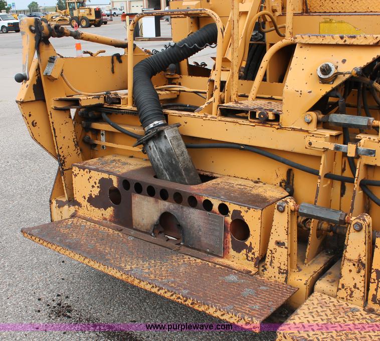 image for item H6361 Blaw-Knox PF-120H paver