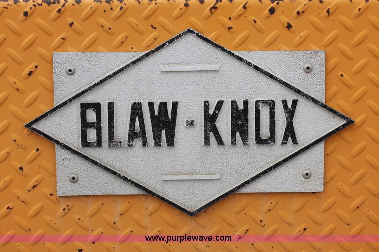 image for item H6361 Blaw-Knox PF-120H paver