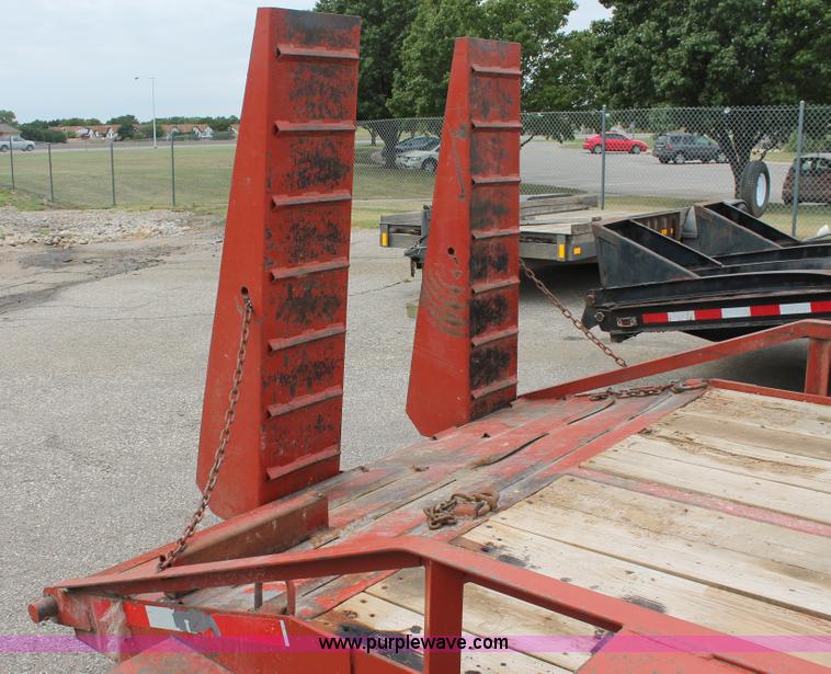 image for item H6364 2005 Belshe equipment trailer