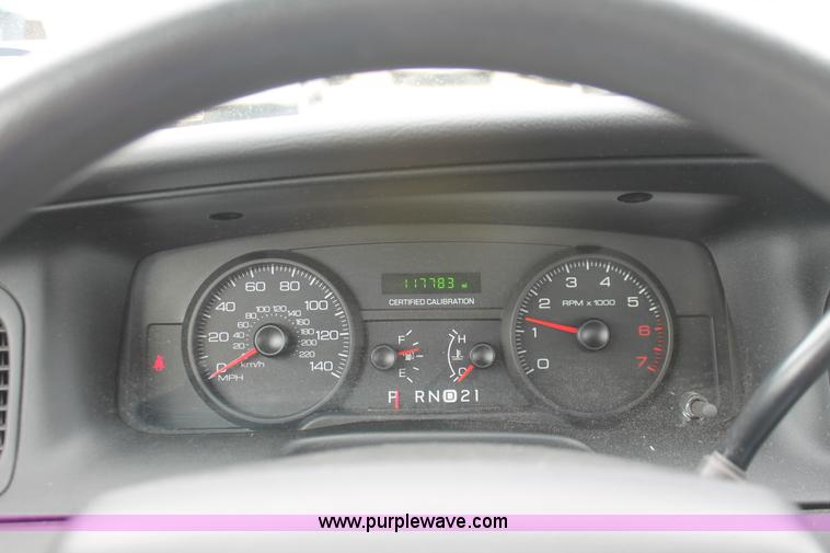 image for item H6367 2006 Ford Crown Victoria Police Interceptor