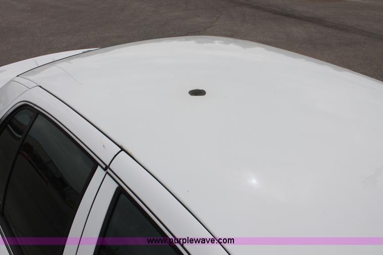 image for item H6367 2006 Ford Crown Victoria Police Interceptor