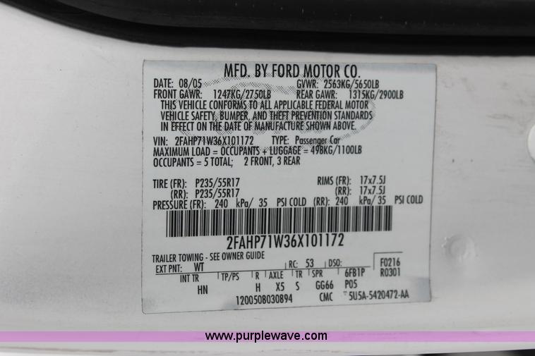 image for item H6367 2006 Ford Crown Victoria Police Interceptor