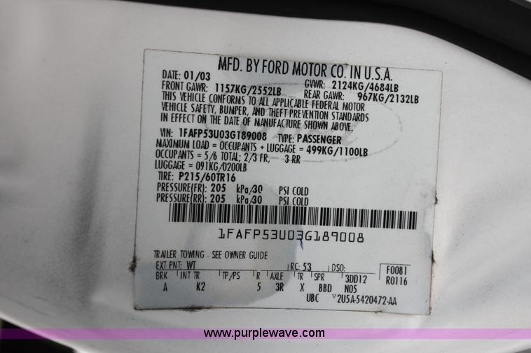image for item H6369 2003 Ford Taurus SE