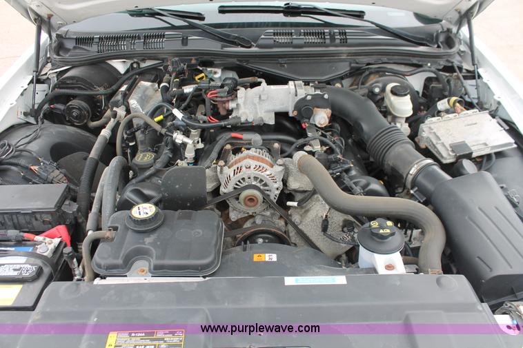 image for item H6371 2007 Ford Crown Victoria Police Interceptor