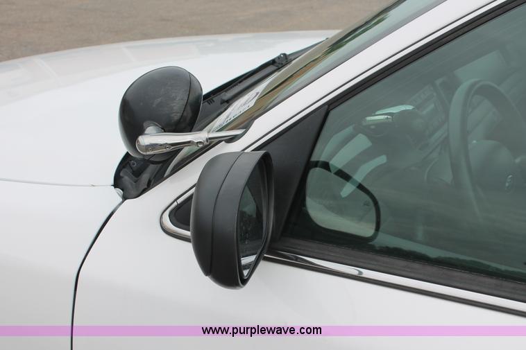 image for item H6371 2007 Ford Crown Victoria Police Interceptor