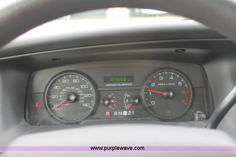 image for item H6372 2008 Ford Crown Victoria Police Interceptor