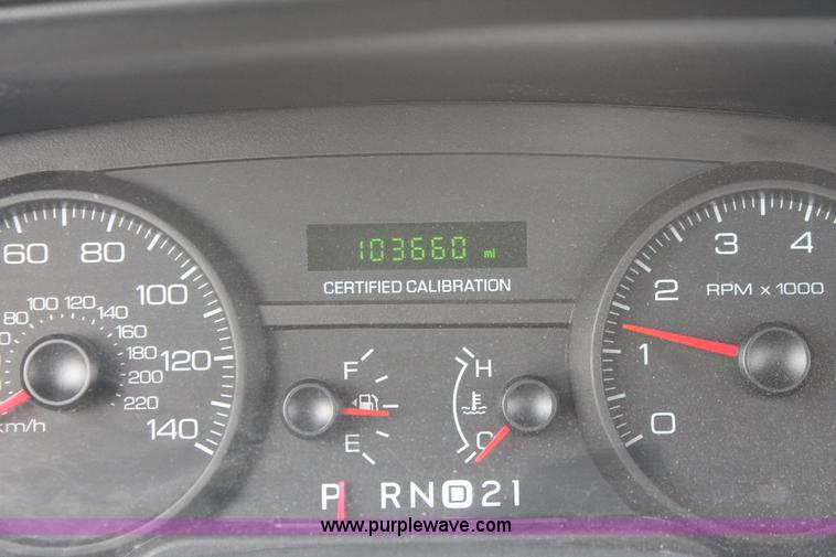 image for item H6372 2008 Ford Crown Victoria Police Interceptor