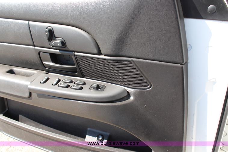 image for item H6989 2006 Ford Crown Victoria Police Interceptor