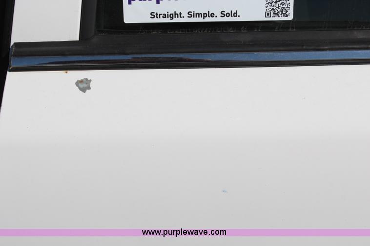 image for item H6989 2006 Ford Crown Victoria Police Interceptor