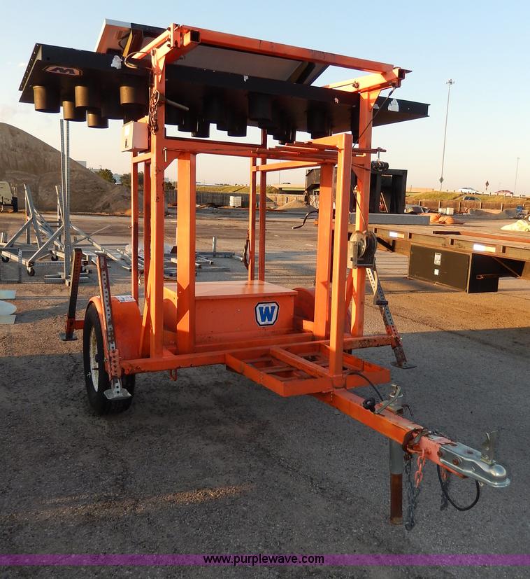 image for item H9702 Wanco arrow board