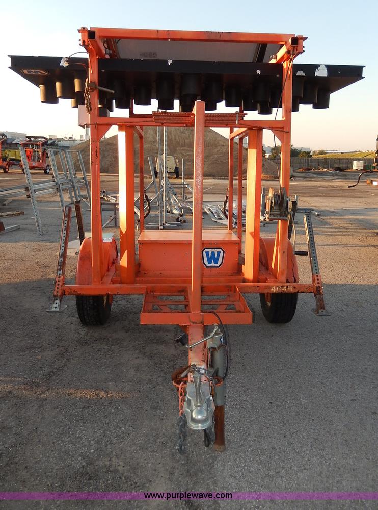 image for item H9702 Wanco arrow board