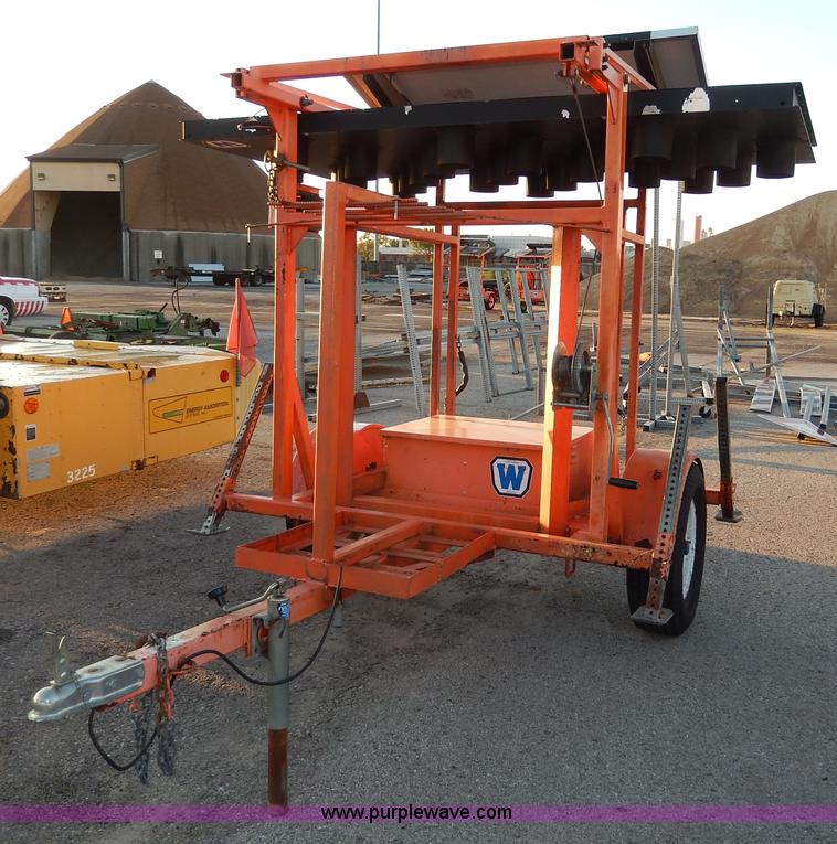 image for item H9702 Wanco arrow board