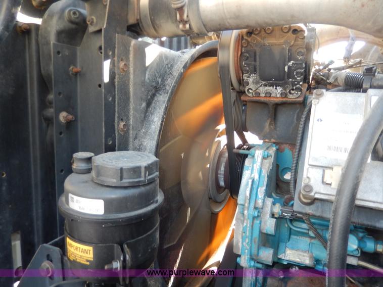 image for item H9707 2001 International 4900 dump truck