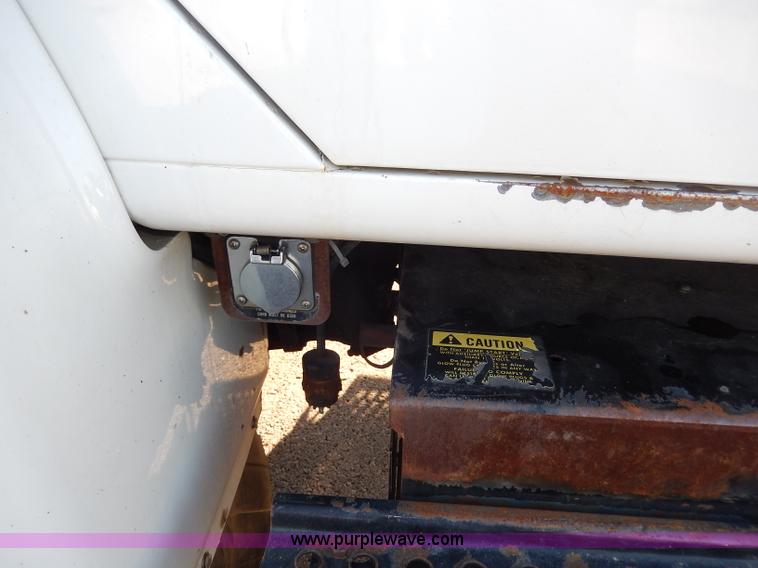 image for item H9708 2000 International 4900 dump truck