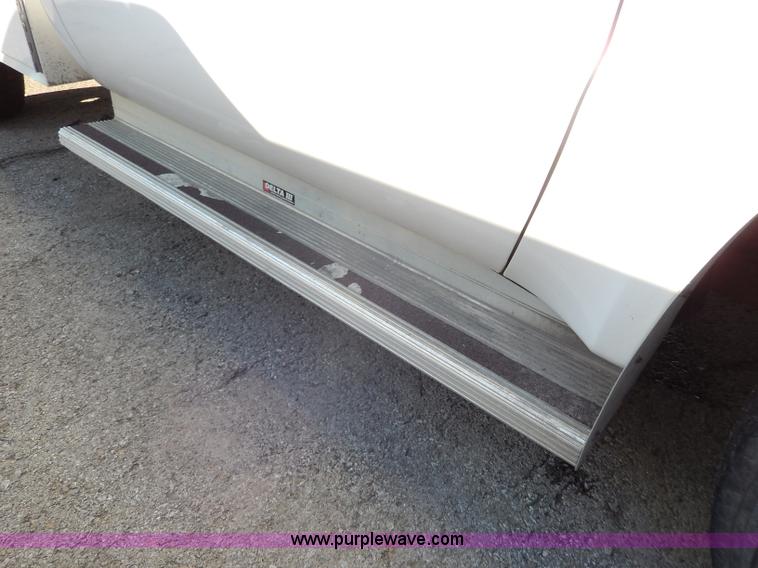 image for item H9709 2008 Ford F250 Super Duty XLT utility truck