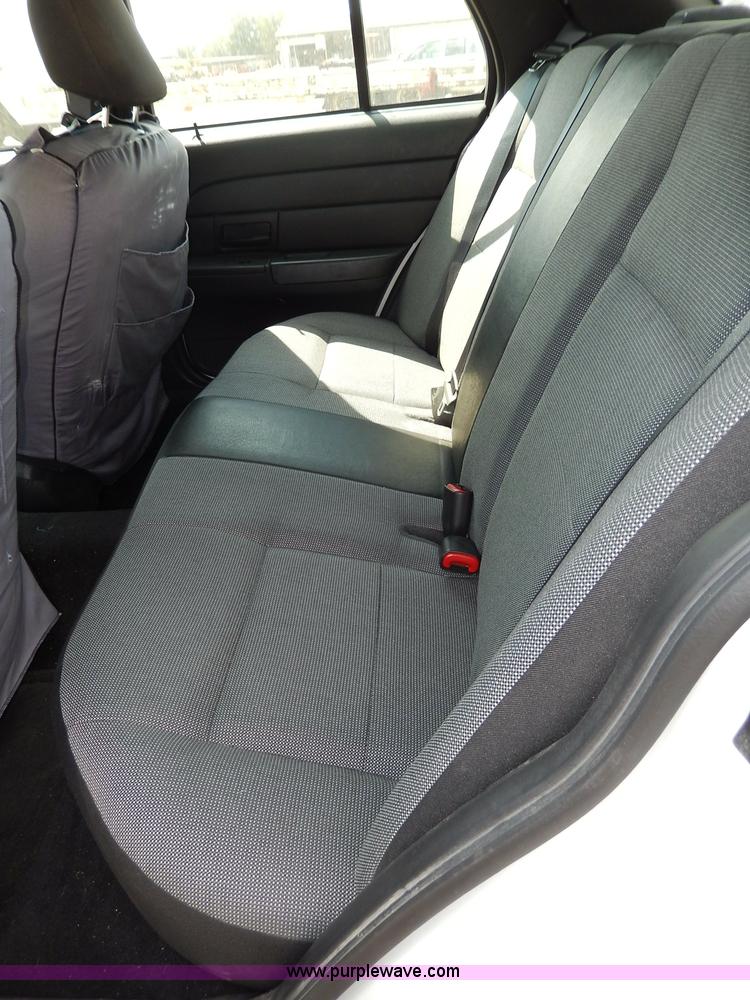 image for item H9729 2010 Ford Crown Victoria Police Interceptor