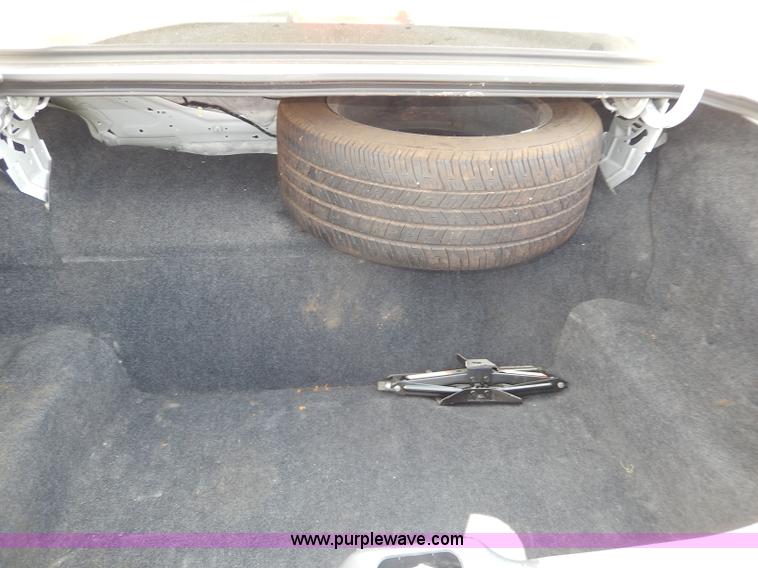 image for item H9729 2010 Ford Crown Victoria Police Interceptor