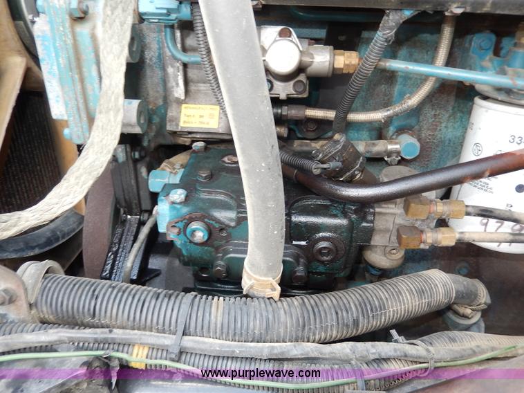 image for item H9730 1999 International 4900 dump truck