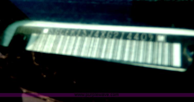 image for item H9732 2008 Chevrolet Silverado 1500 Crew Cab pickup truck