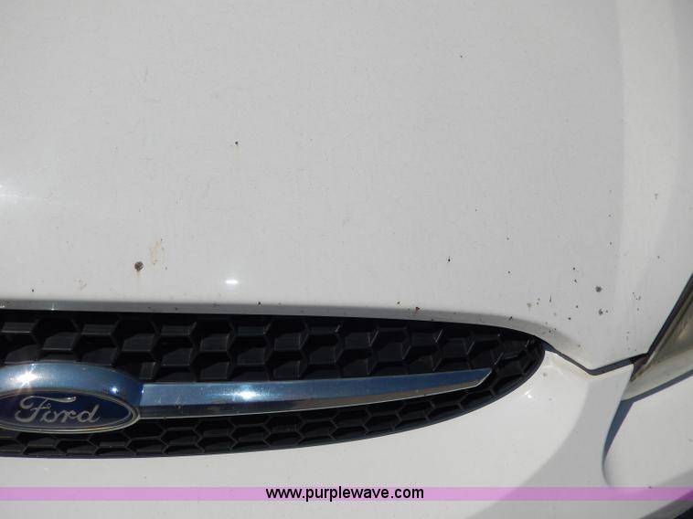 image for item H9734 2003 Ford Taurus SE