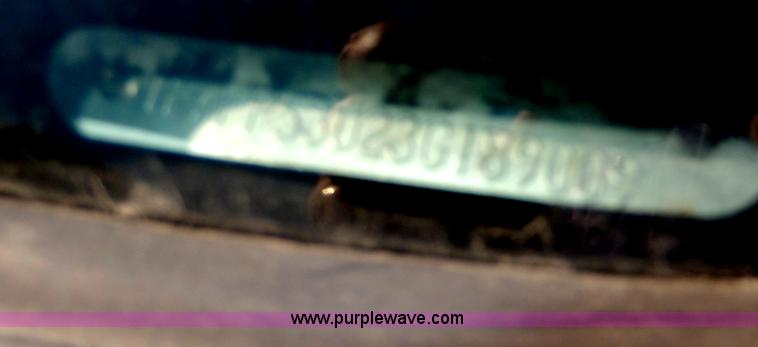 image for item H9734 2003 Ford Taurus SE