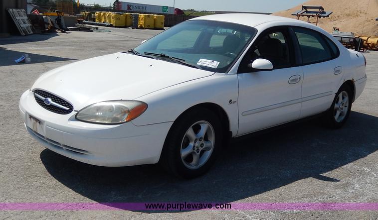 image for item H9735 2000 Ford Taurus SE SVG