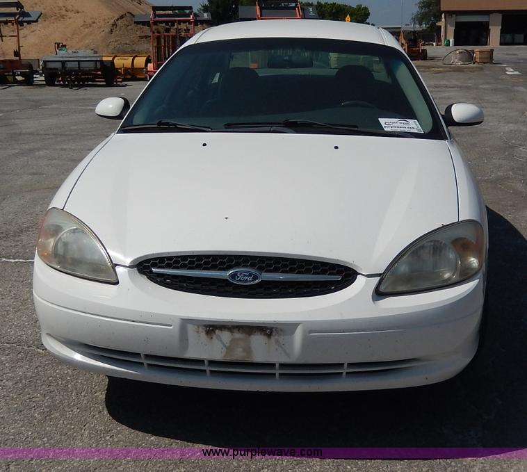 image for item H9735 2000 Ford Taurus SE SVG