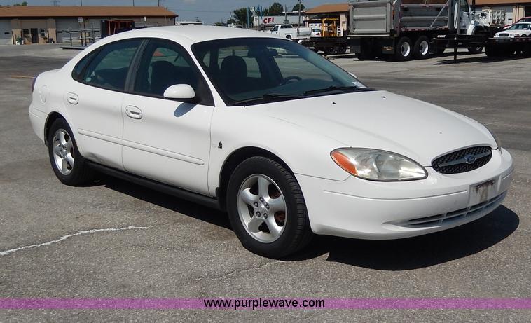 image for item H9735 2000 Ford Taurus SE SVG