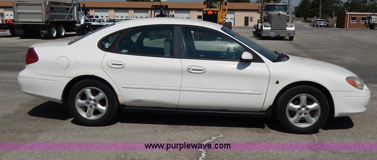 image for item H9735 2000 Ford Taurus SE SVG