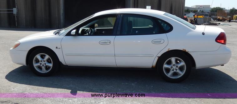 image for item H9735 2000 Ford Taurus SE SVG