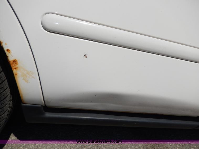 image for item H9735 2000 Ford Taurus SE SVG