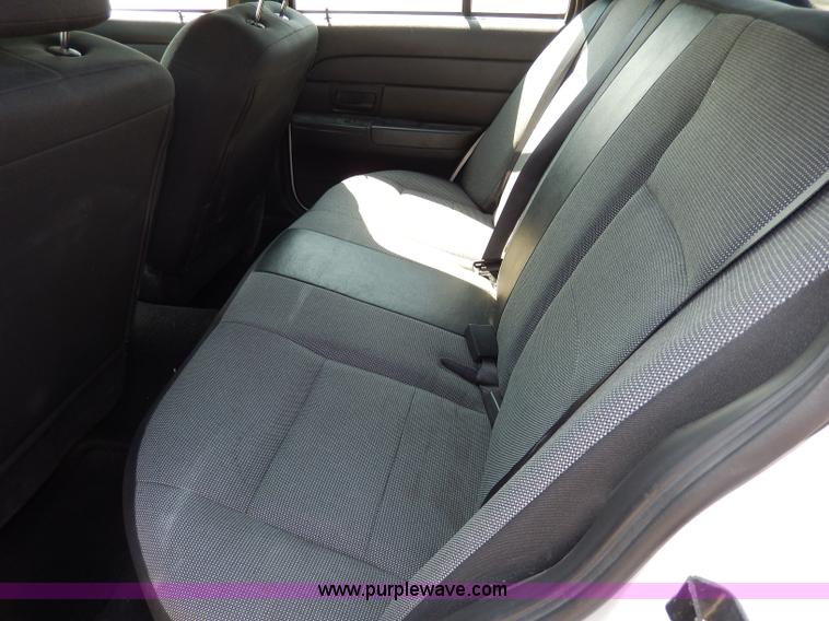 image for item H9736 2008 Ford Crown Victoria Police Interceptor