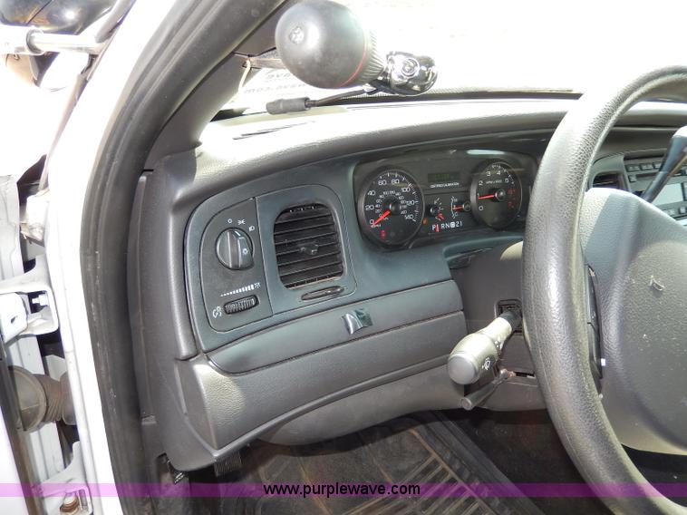 image for item H9736 2008 Ford Crown Victoria Police Interceptor