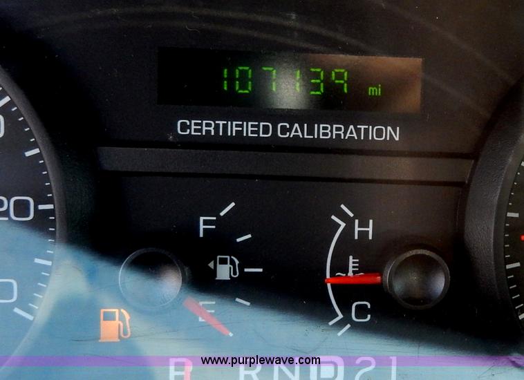 image for item H9736 2008 Ford Crown Victoria Police Interceptor