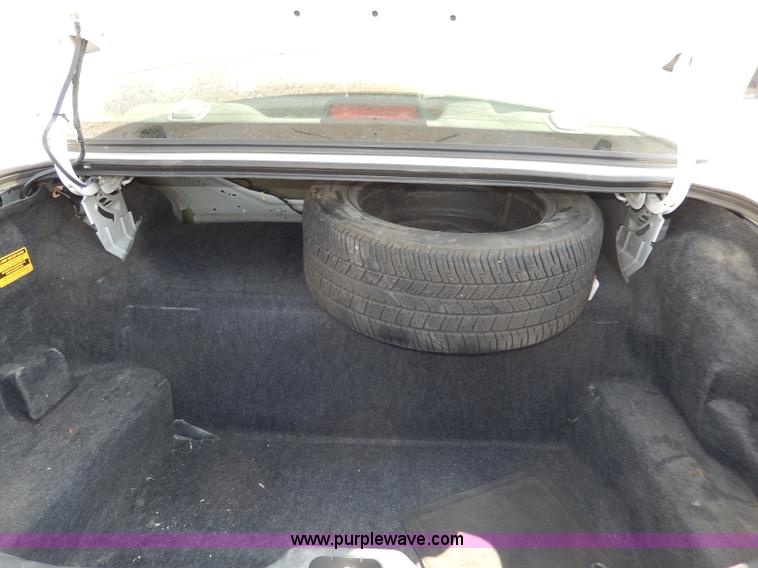 image for item H9736 2008 Ford Crown Victoria Police Interceptor